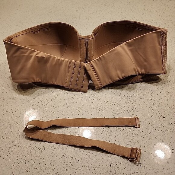 Soma Stunning Support Strapless Bra 38DDD Nude Underwire Lined *1 Strap - Picture 2 of 5